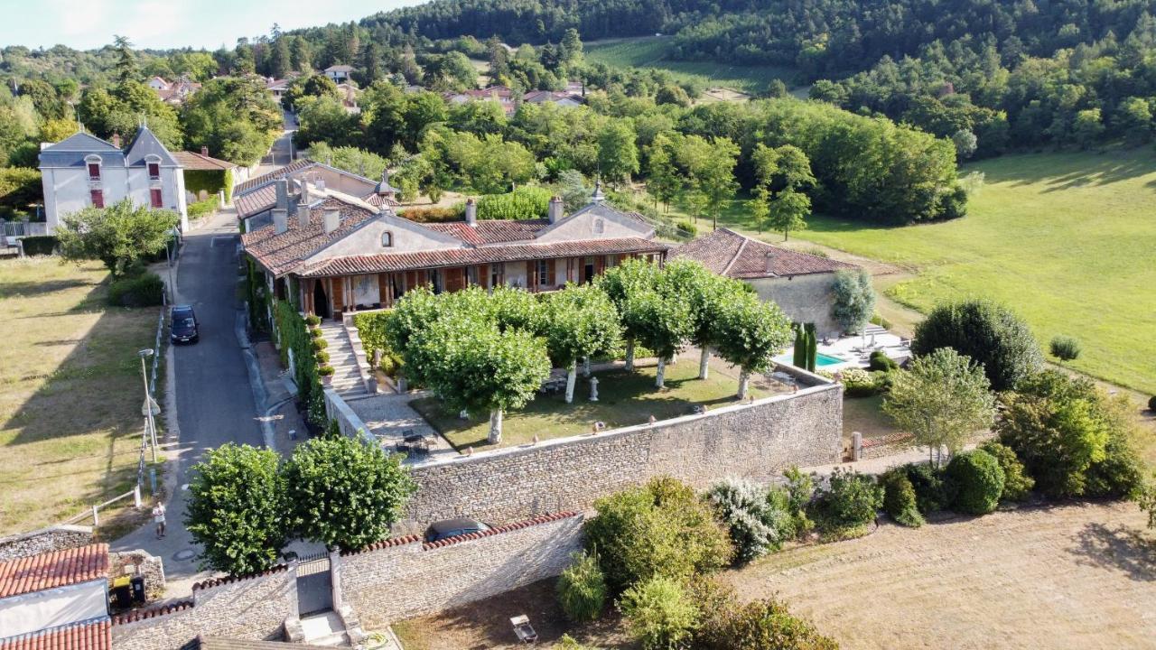 Clos de Mont July, architecture XVIIIe au cœur de la nature Ceyzeriat Extérieur photo
